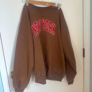 Brandy Melville oversized nyc crewneck discontinued